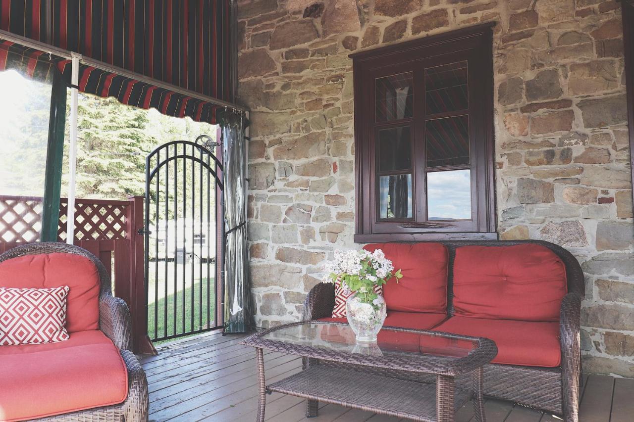 Domaine Steinbach Cidrerie B&B Distillerie St-Pierre-de-l'Île-d'Orléans Buitenkant foto